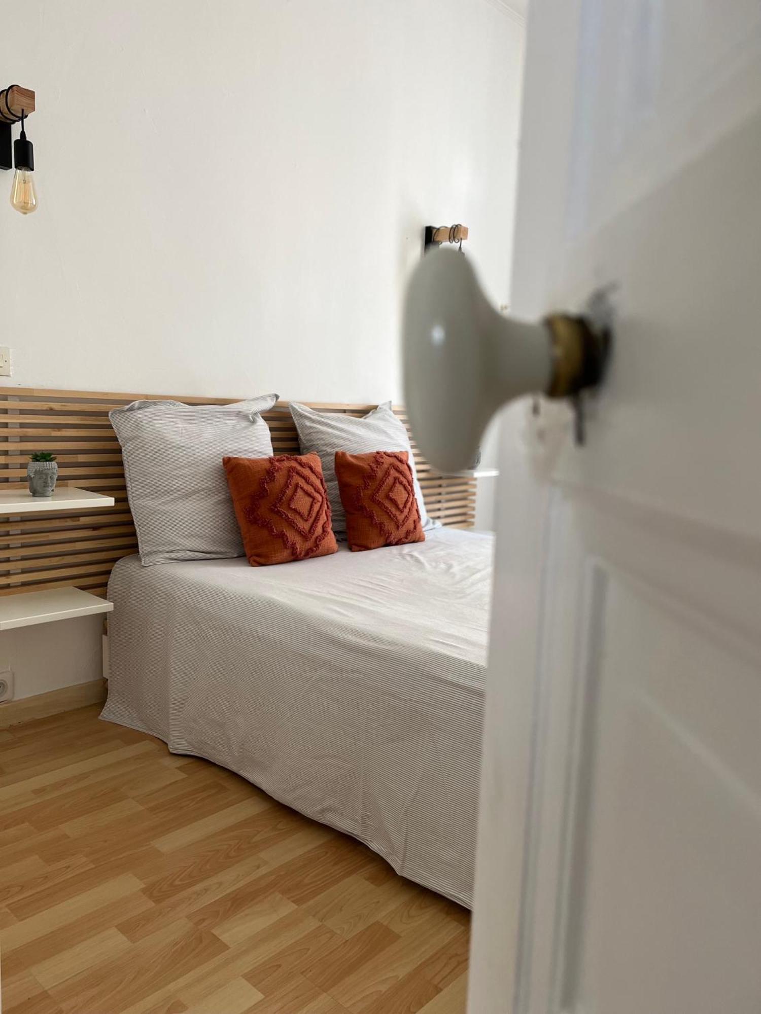 Gorgeous Town House Villa Narbonne Bagian luar foto