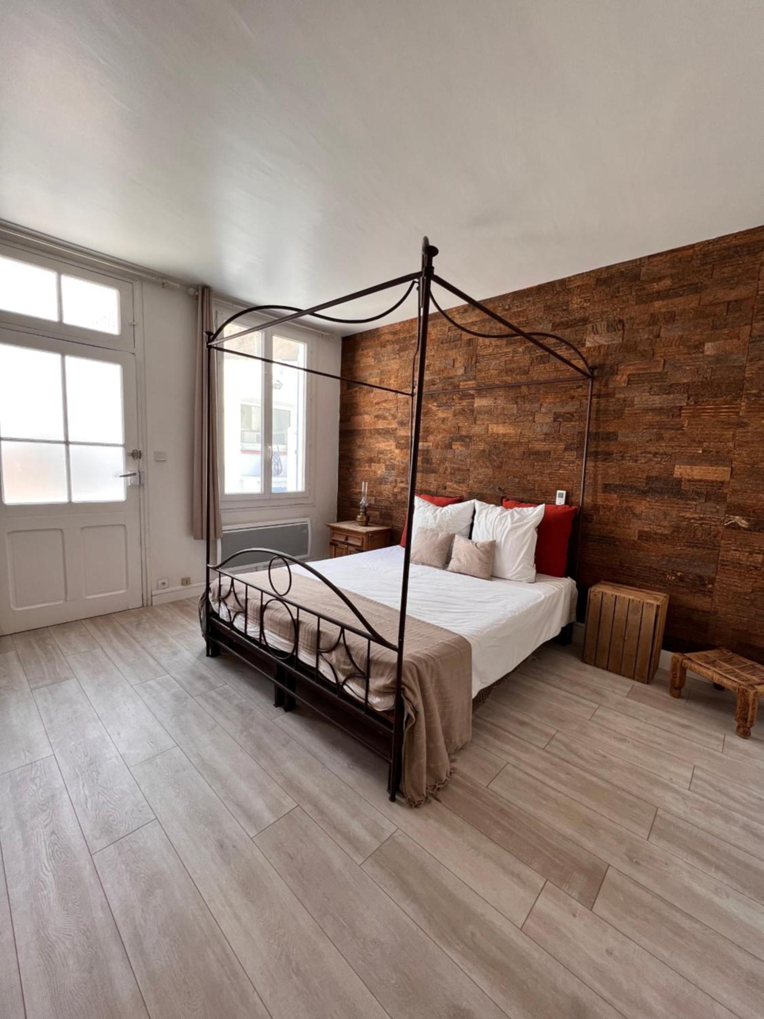 Gorgeous Town House Villa Narbonne Bagian luar foto